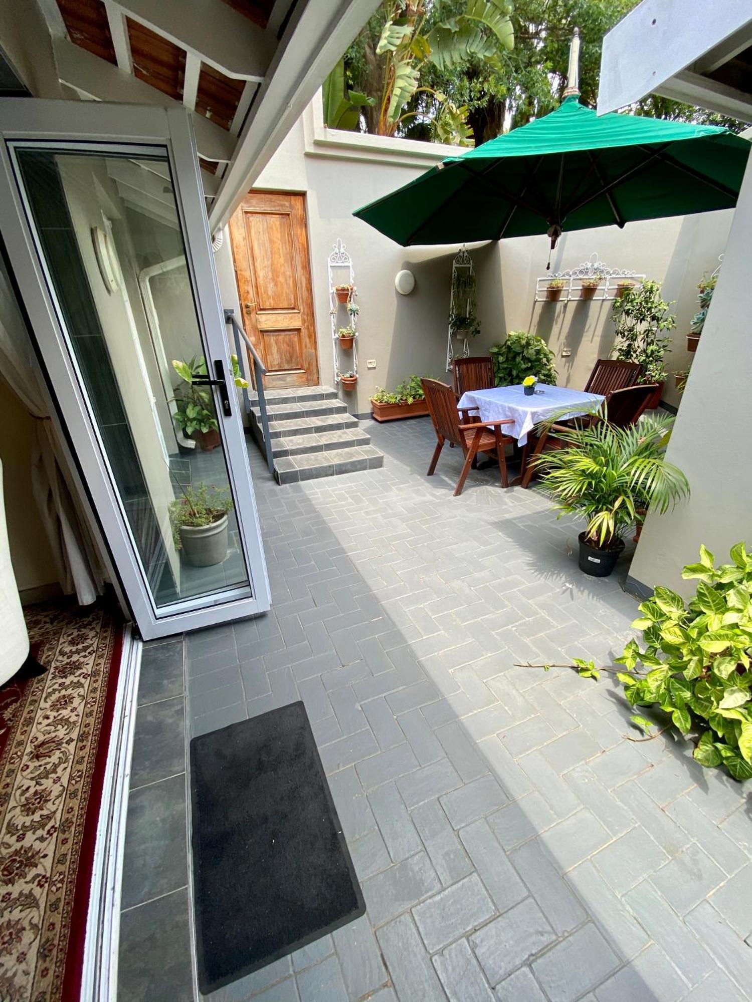 Waterkloof Guest House Претория Экстерьер фото